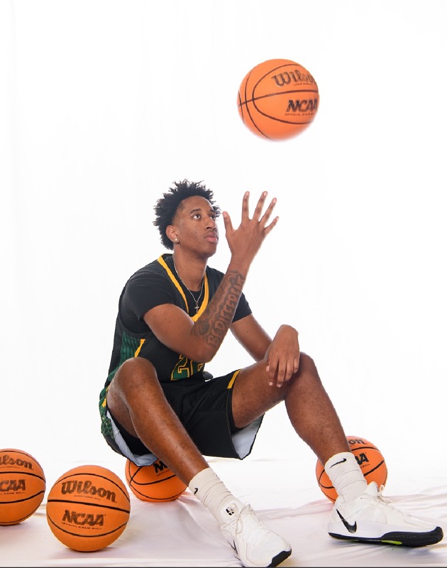 Zaveion Bineyard athlete profile head shot