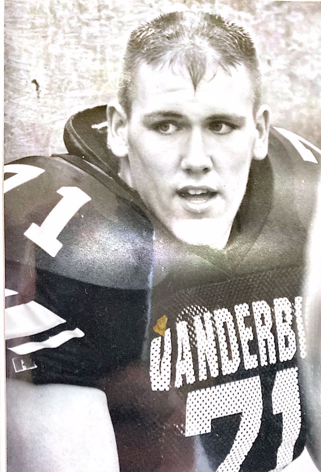 Athlete profile featured image number 2 of 5