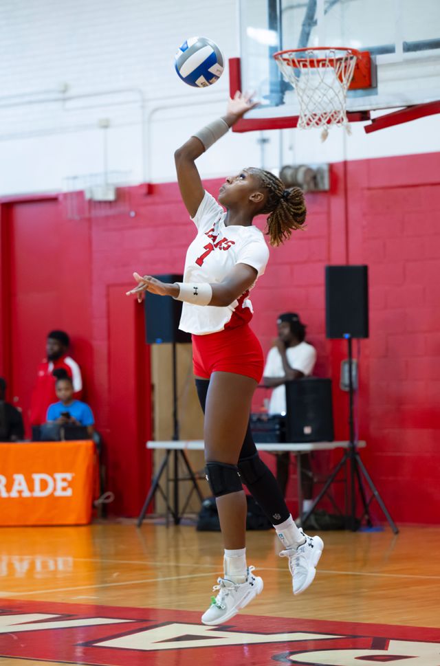 Athlete profile featured image number 3 of 4