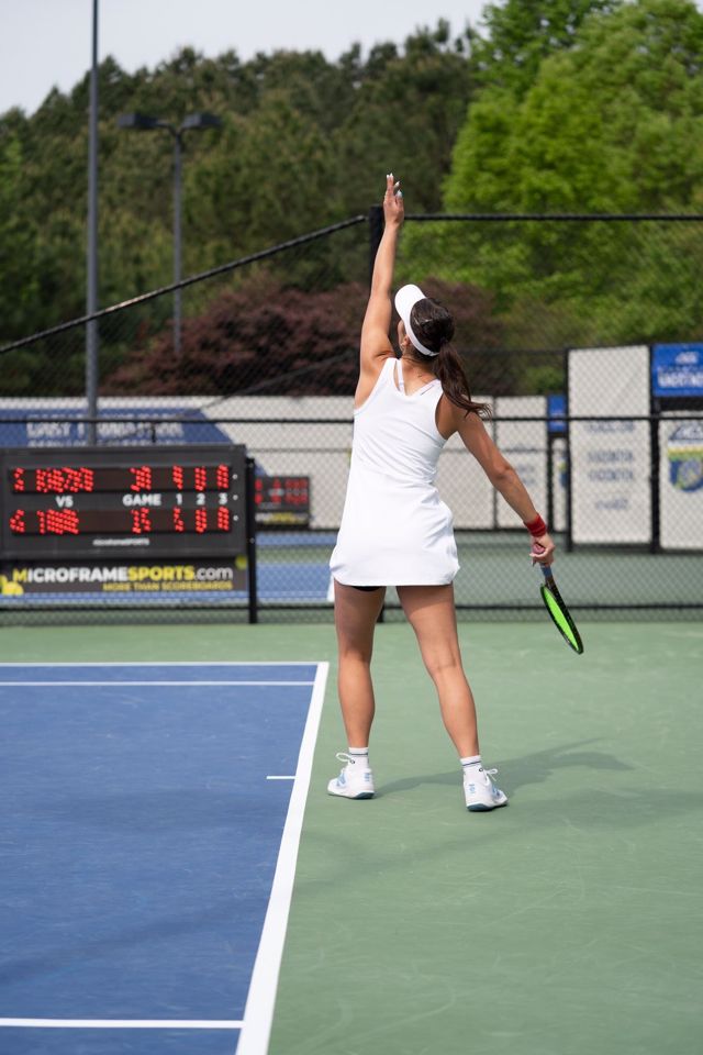 Athlete profile featured image number 2 of 5