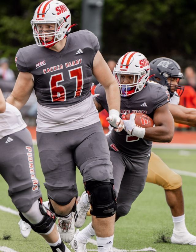 Timothy Suk, Right Tackle, Sacred Heart Pioneers - NIL Profile - Opendorse