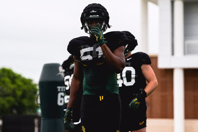 Athlete profile featured image number 1 of 4
