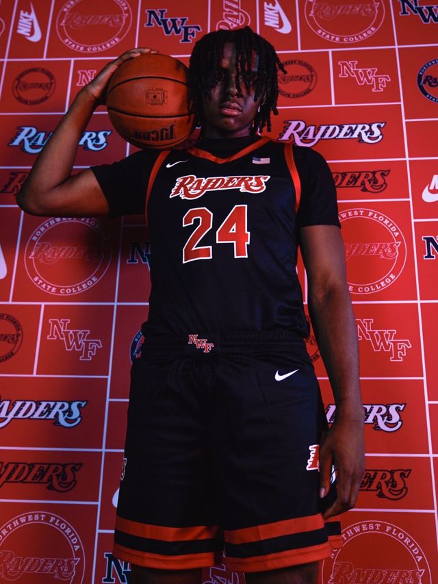 Athlete profile featured image number 3 of 5