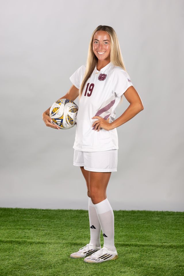 Athlete profile featured image number 3 of 7