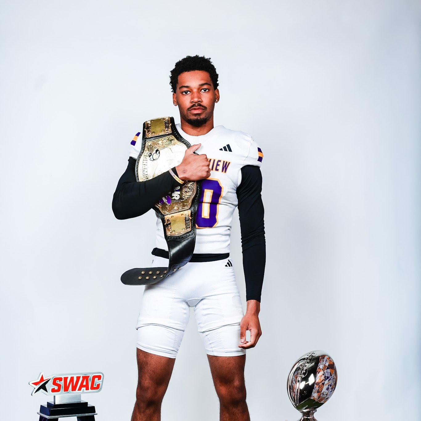 Dez Thomas II athlete profile head shot