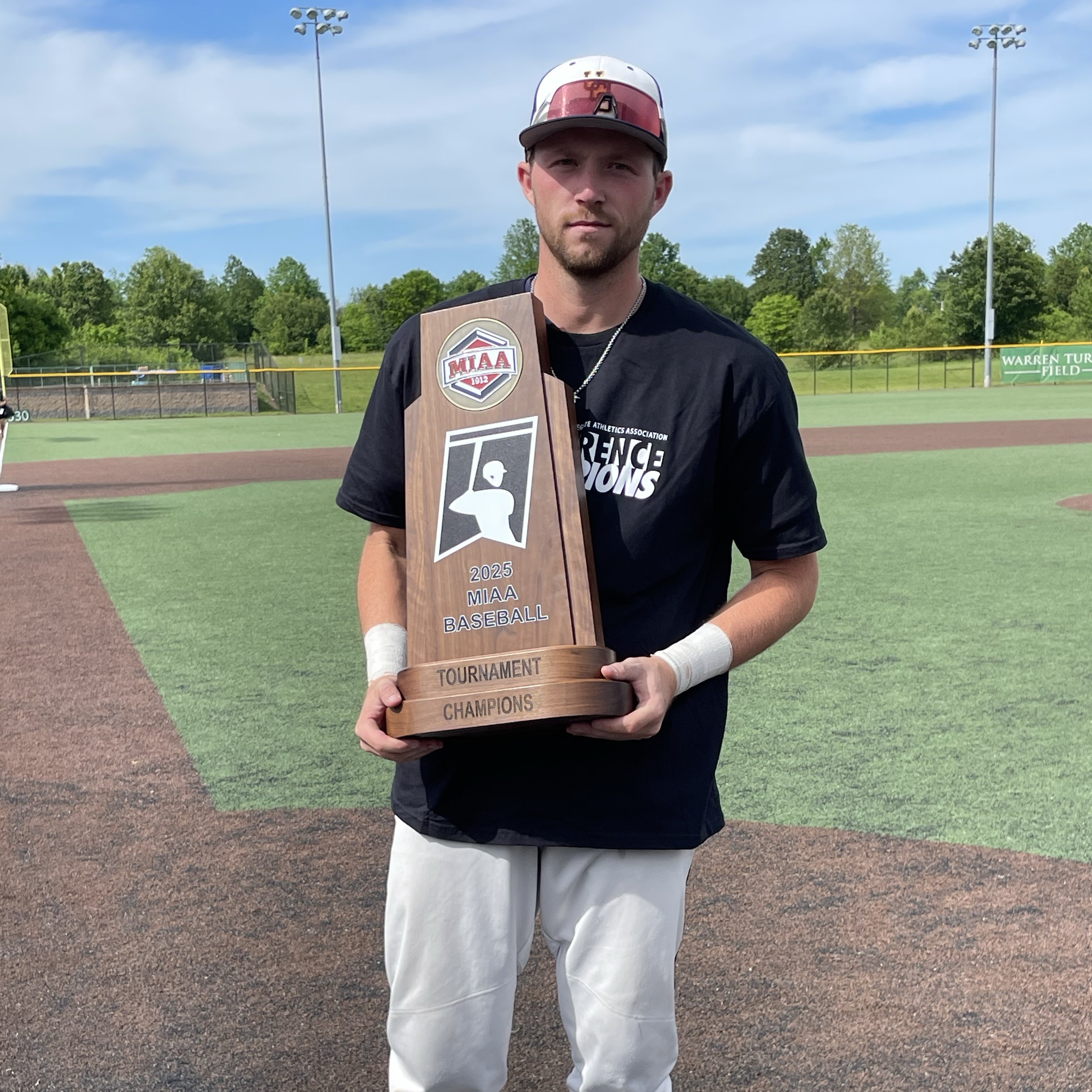 Drake Lee athlete profile head shot