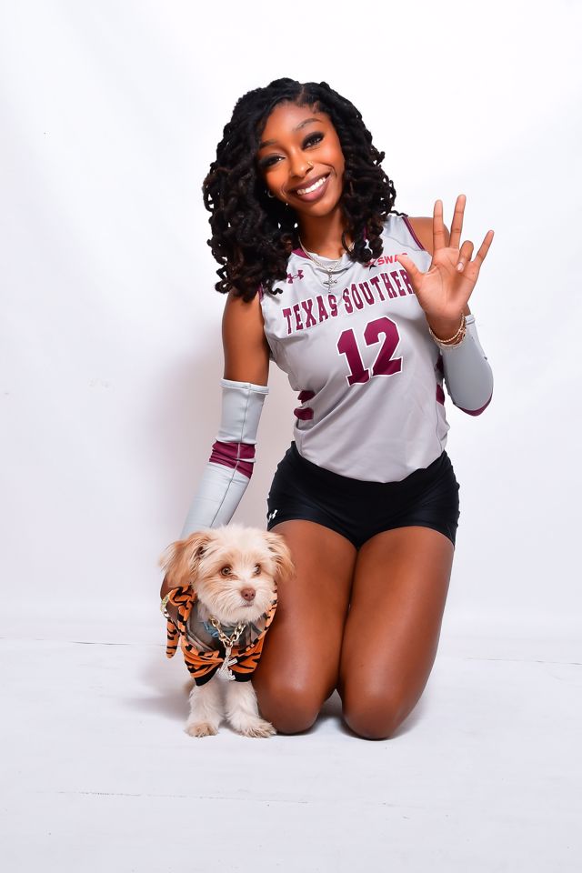 Athlete profile featured image number 2 of 5