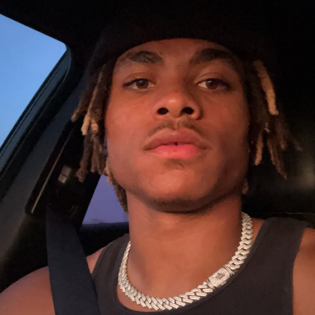 Gerayas Grimes athlete profile head shot