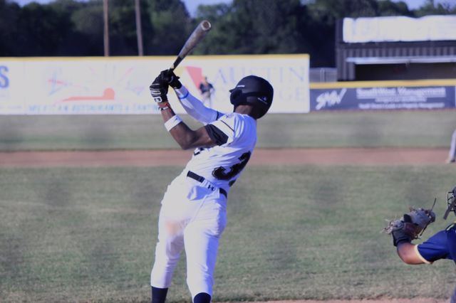Athlete profile featured image number 4 of 5