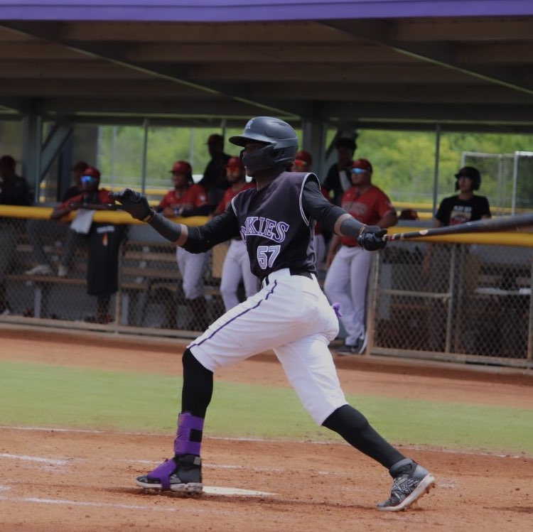 Sandry Hernández athlete profile head shot