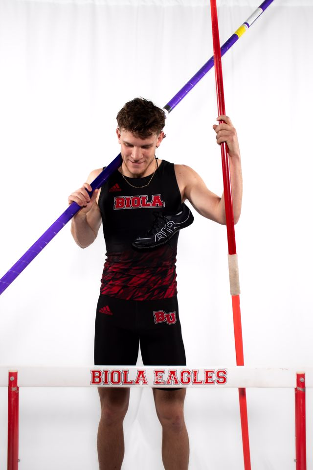 Athlete profile featured image number 2 of 5