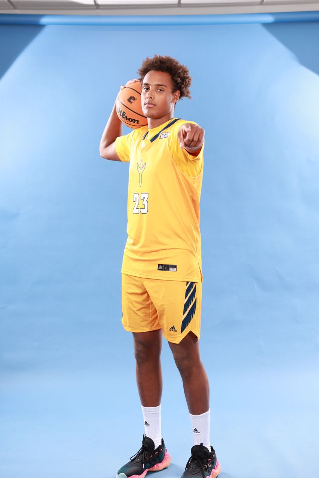 Athlete profile featured image number 4 of 5