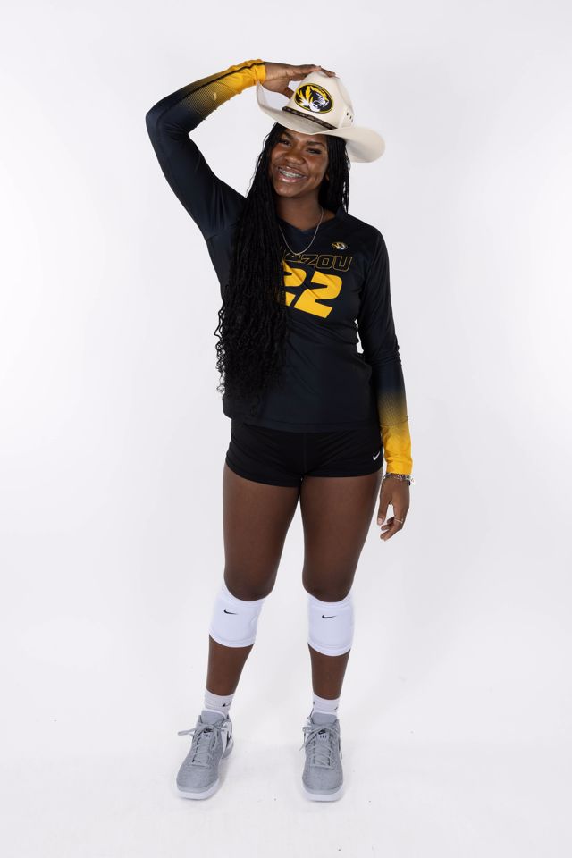 Athlete profile featured image number 3 of 5