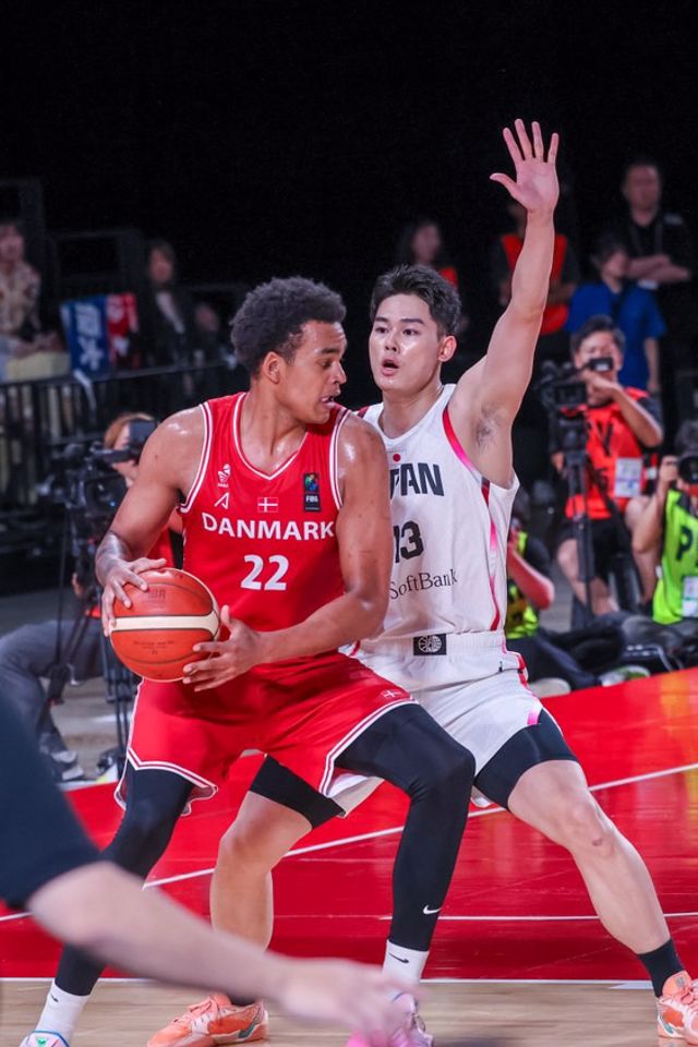 Athlete profile featured image number 6 of 8