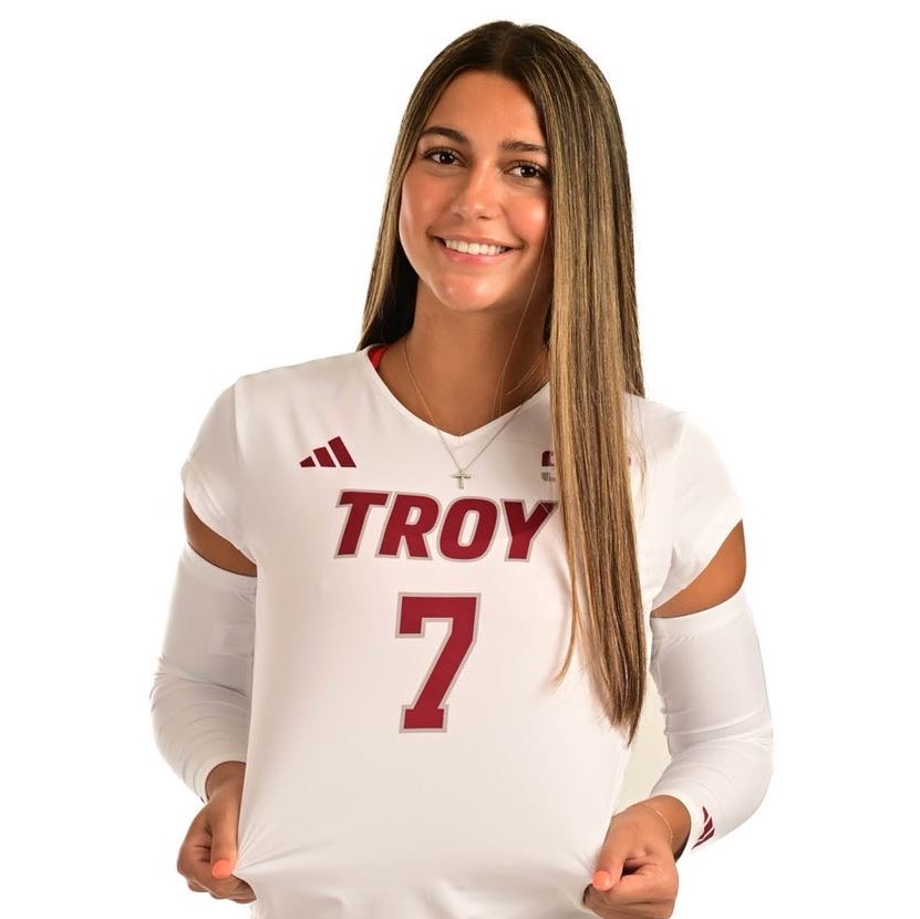 Kalina Calvillo athlete profile head shot
