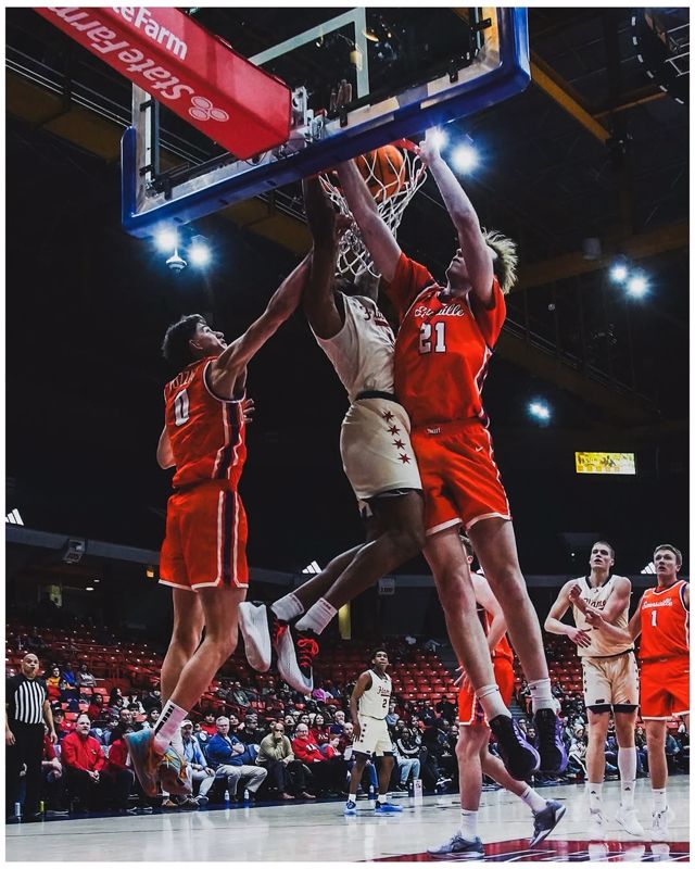 Athlete profile featured image number 7 of 10