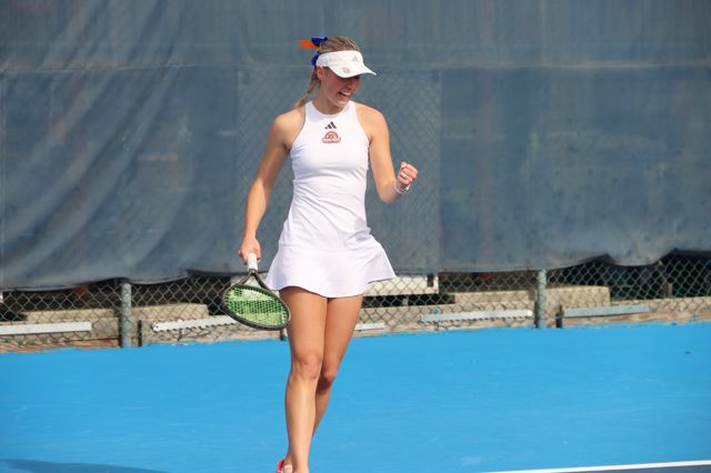Athlete profile featured image number 3 of 4