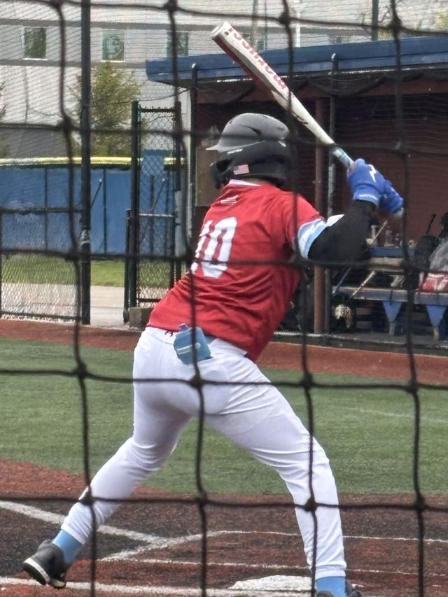 Athlete profile featured image number 1 of 4