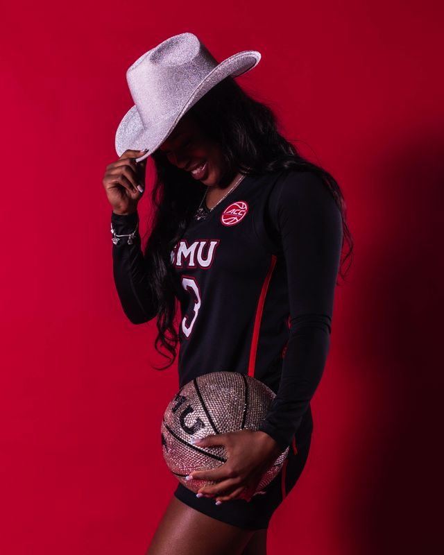 Athlete profile featured image number 3 of 4
