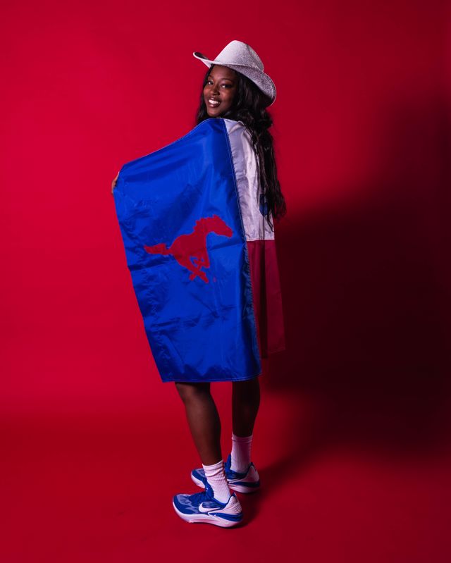 Athlete profile featured image number 2 of 4