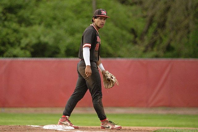 Athlete profile featured image number 1 of 4