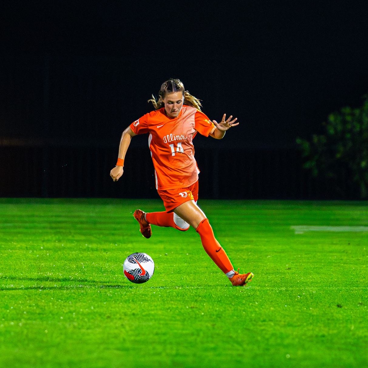 Bella Zanoni athlete profile head shot