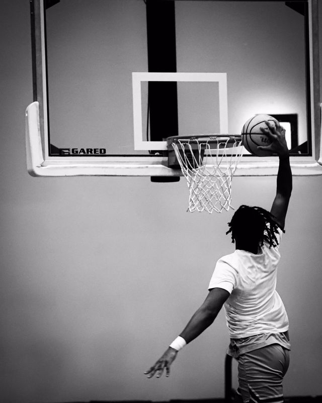 Athlete profile featured image number 3 of 4