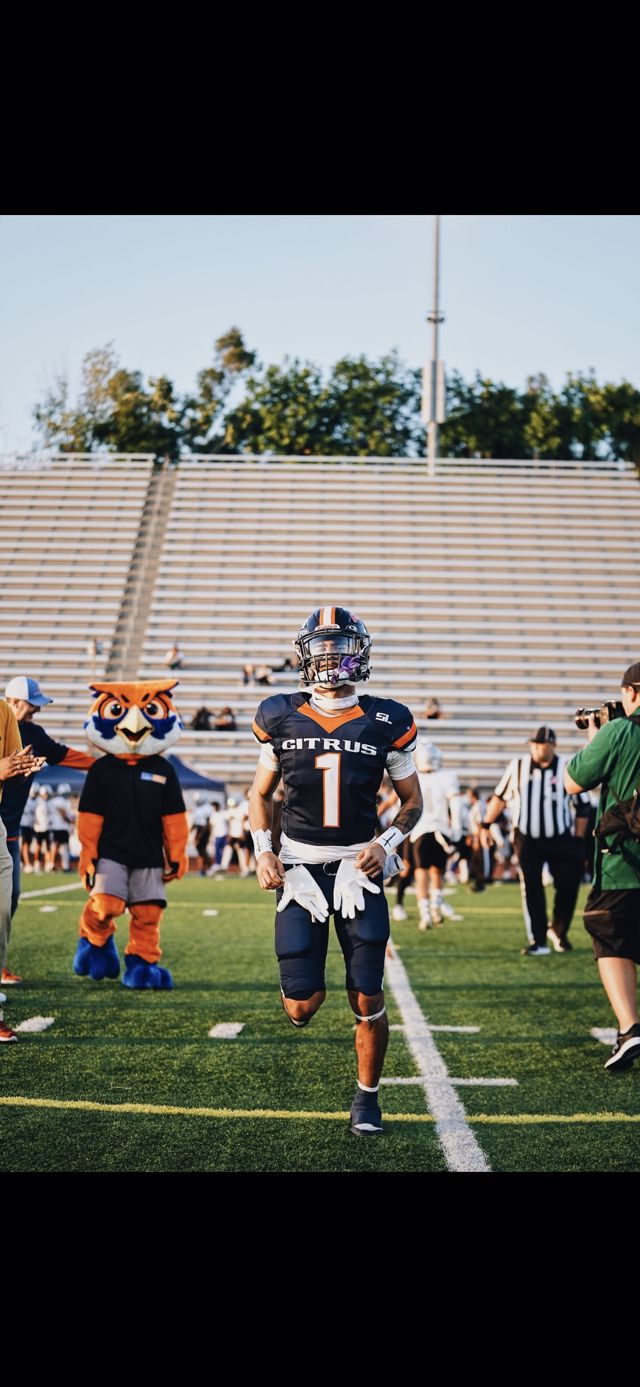 Athlete profile featured image number 2 of 5
