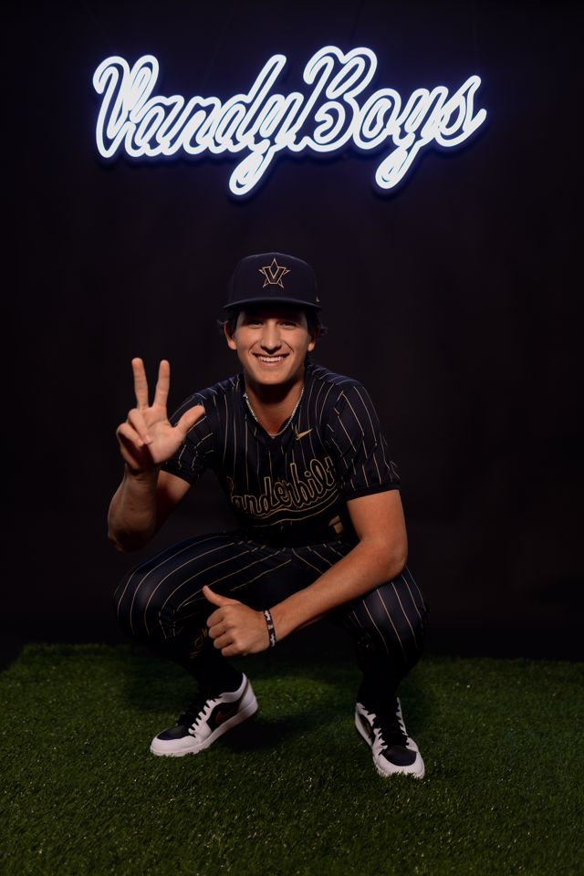 Athlete profile featured image number 3 of 5