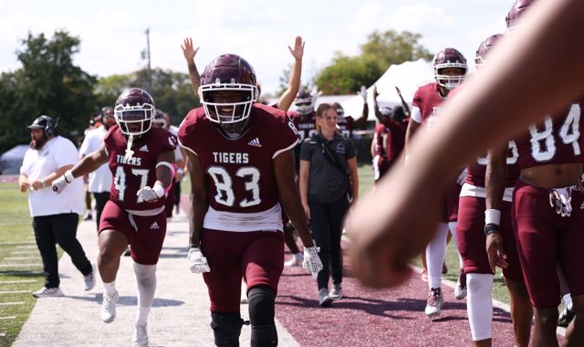 Athlete profile featured image number 1 of 5