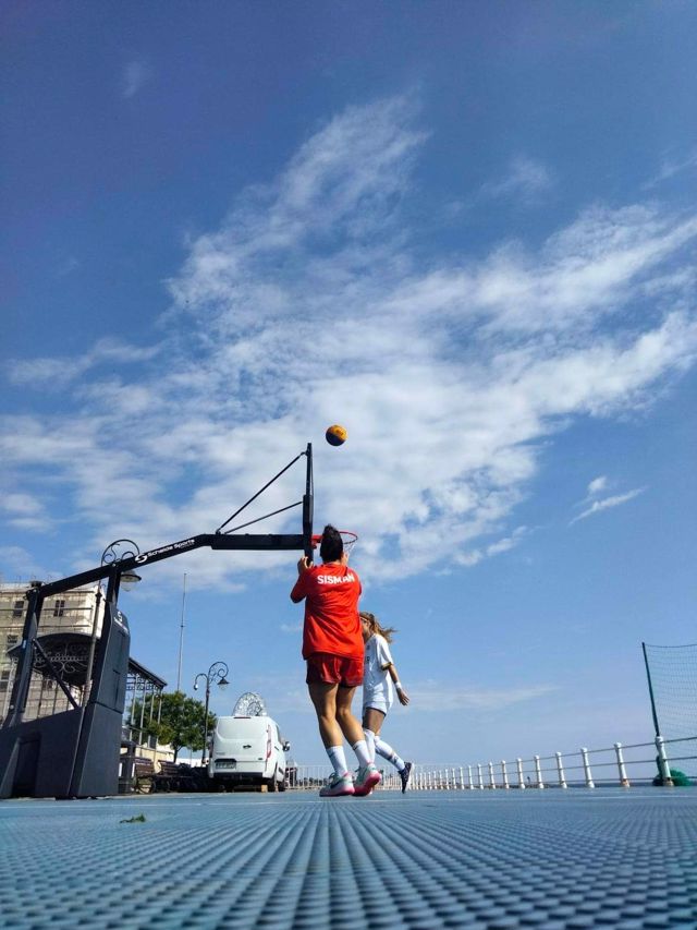 Athlete profile featured image number 4 of 5