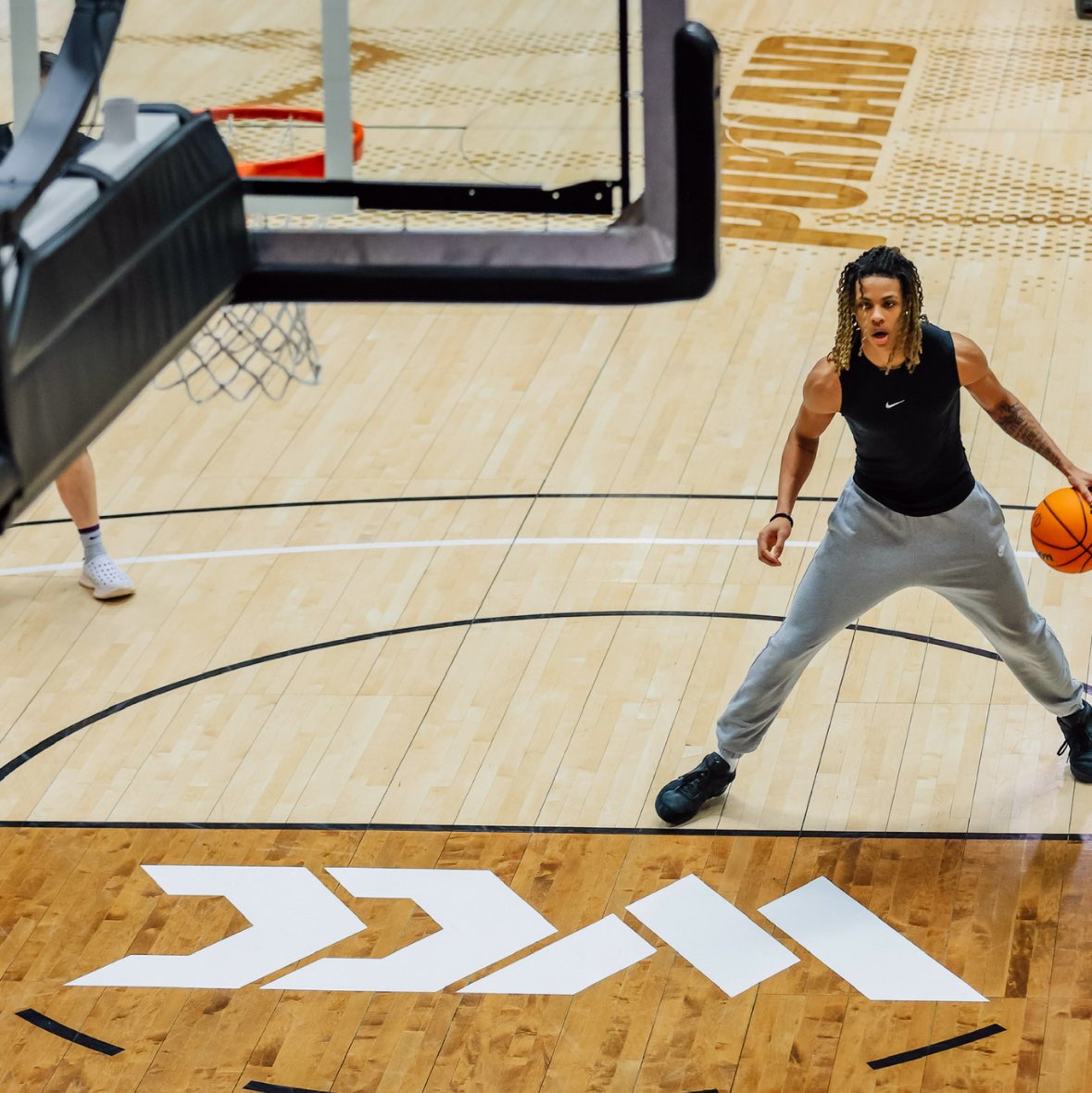 NaVaughn Long athlete profile head shot