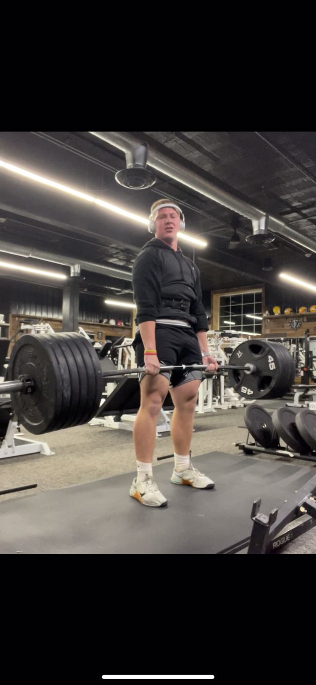 Athlete profile featured image number 2 of 4