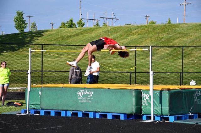Athlete profile featured image number 1 of 4