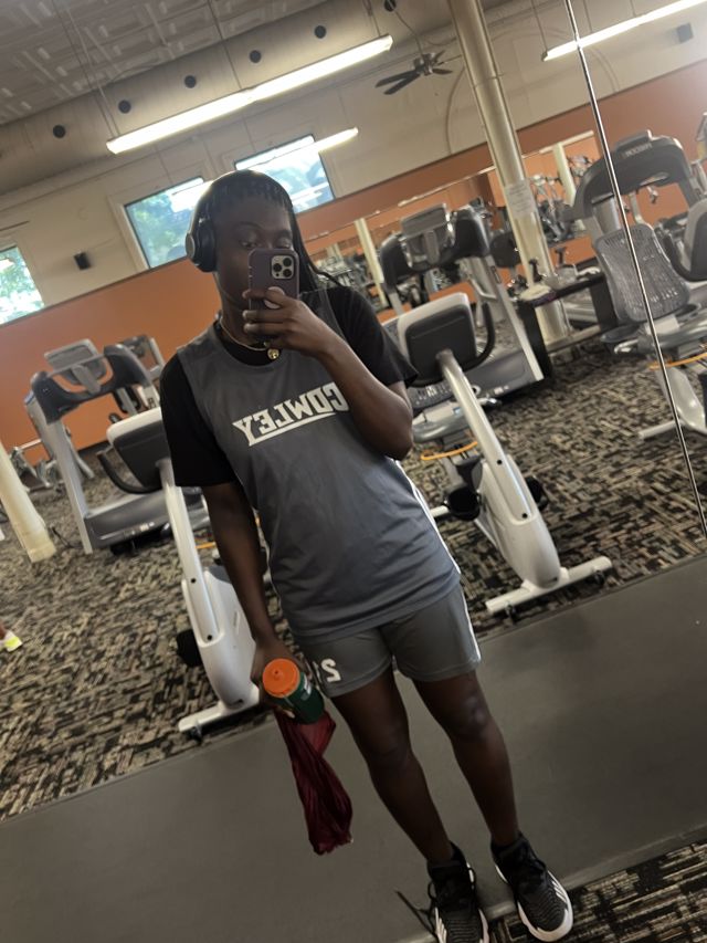 Athlete profile featured image number 1 of 5
