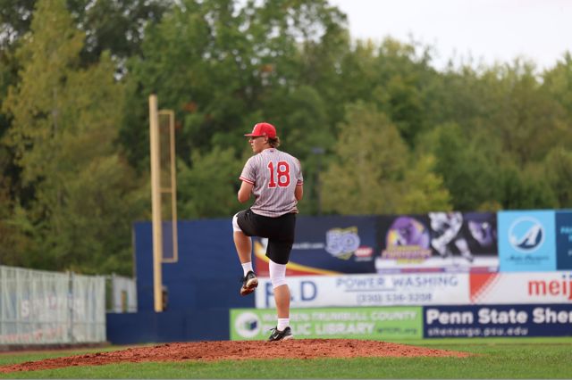 Athlete profile featured image number 3 of 5