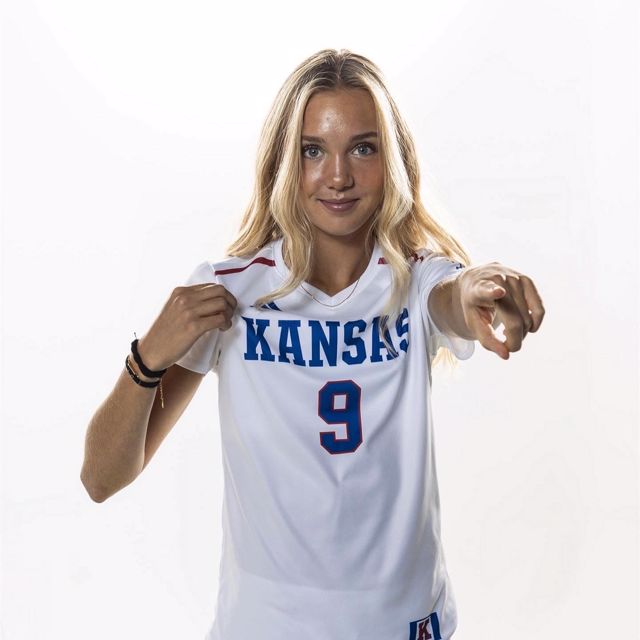 Athlete profile featured image number 4 of 5