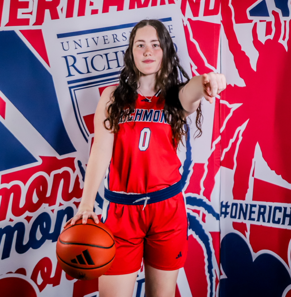 Harriet Ford athlete profile head shot