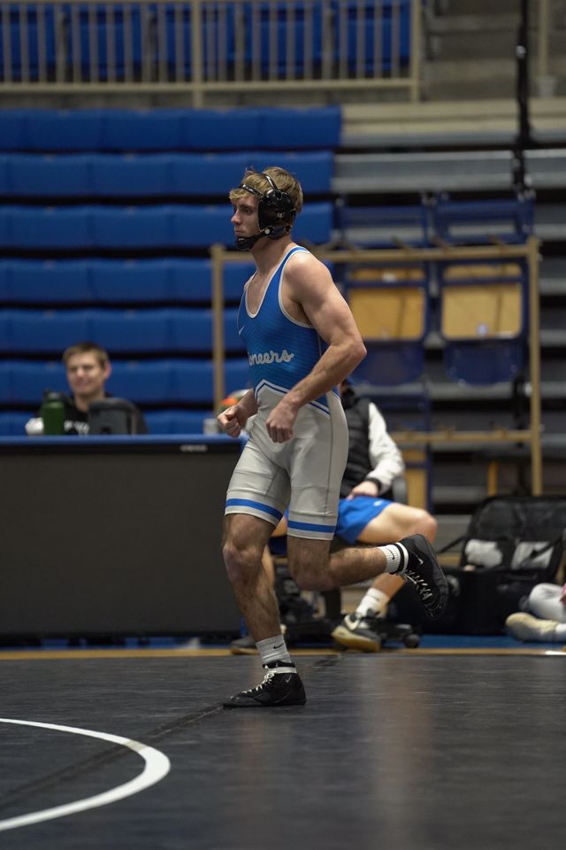 Athlete profile featured image number 3 of 6