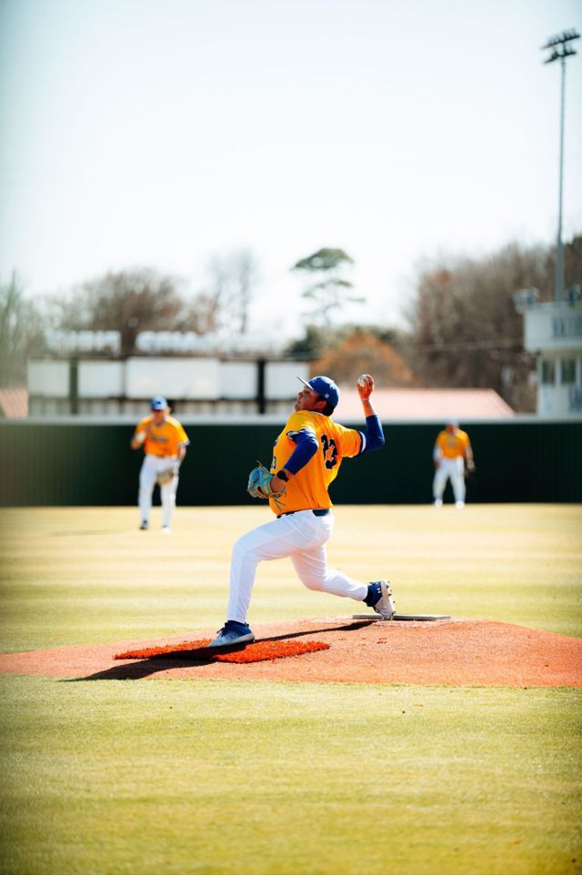 Athlete profile featured image number 4 of 5