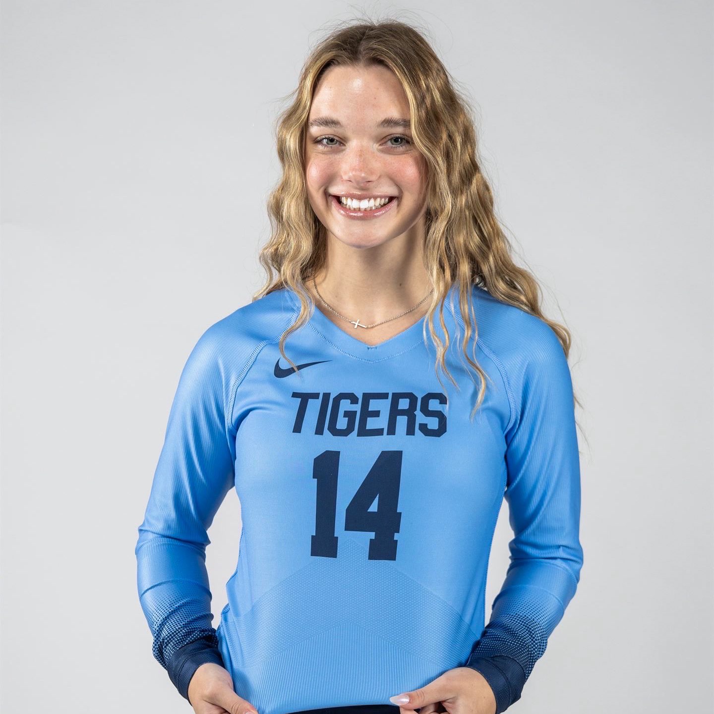 Elisabeth Holloway athlete profile head shot