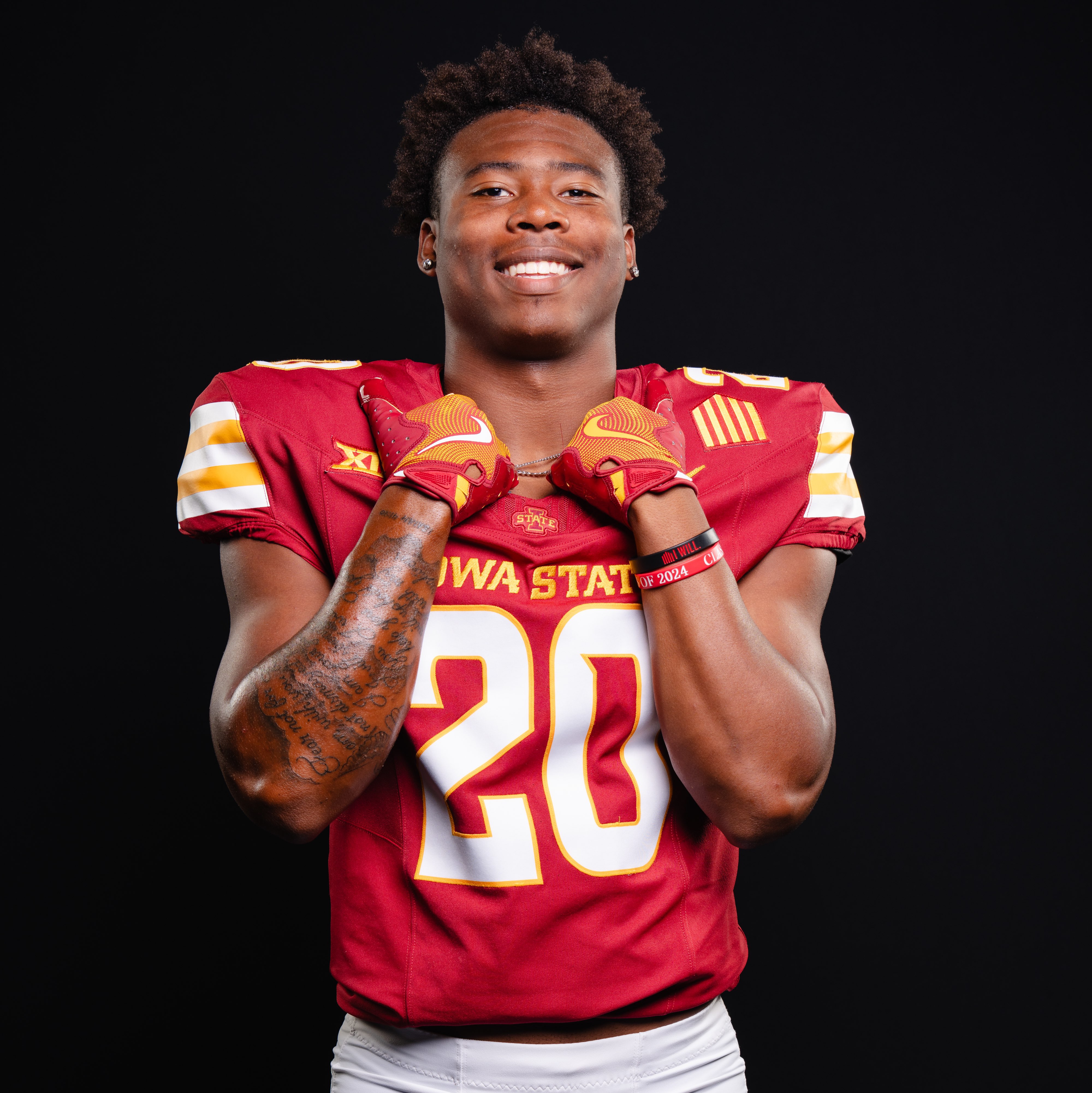 KhiJohnn Cummings-Coleman athlete profile head shot