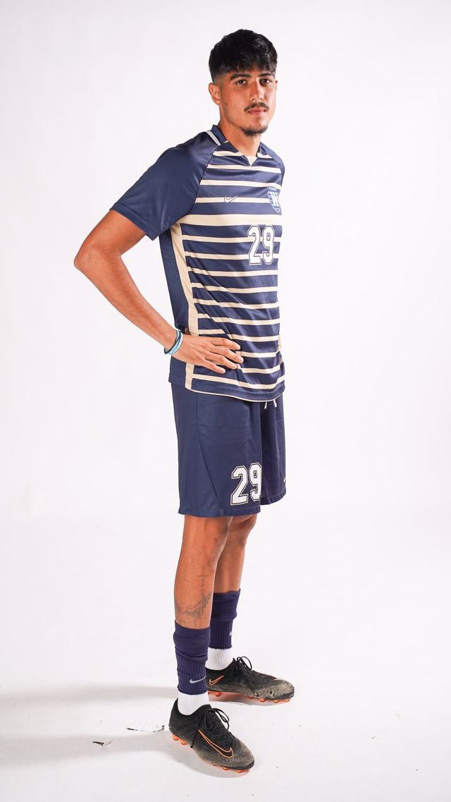 Athlete profile featured image number 3 of 5