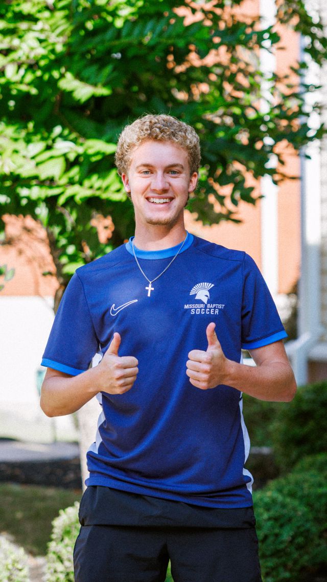 Athlete profile featured image number 1 of 5
