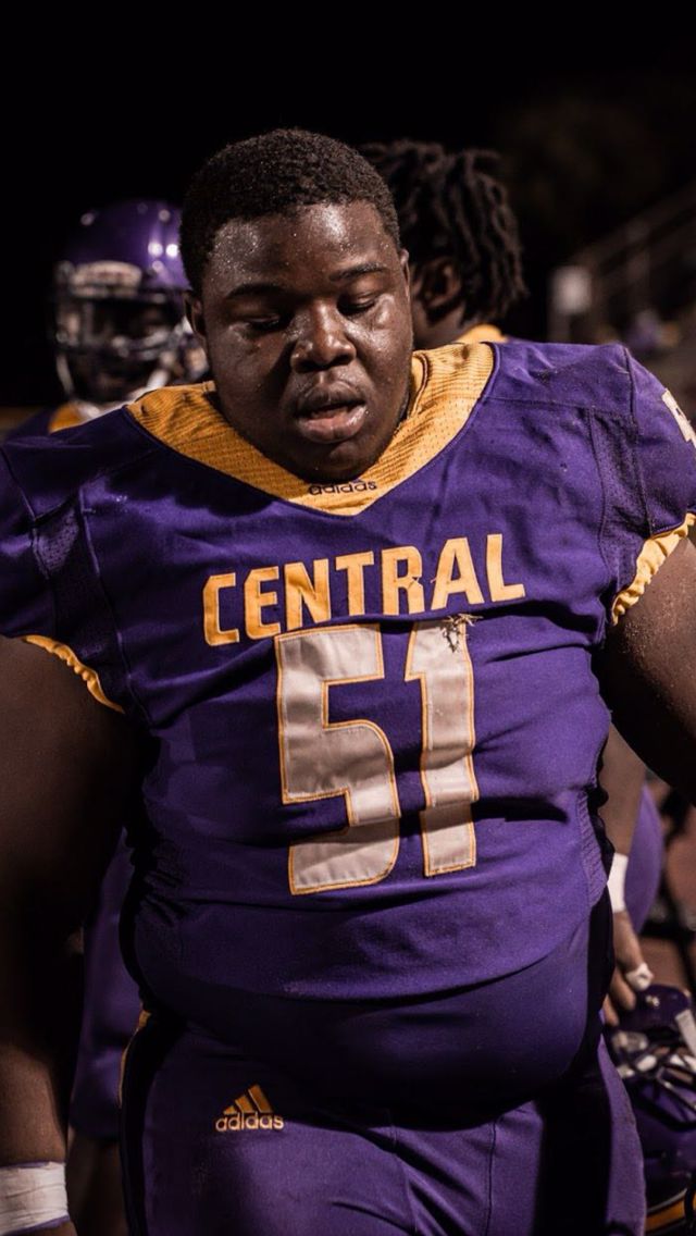 Athlete profile featured image number 1 of 5