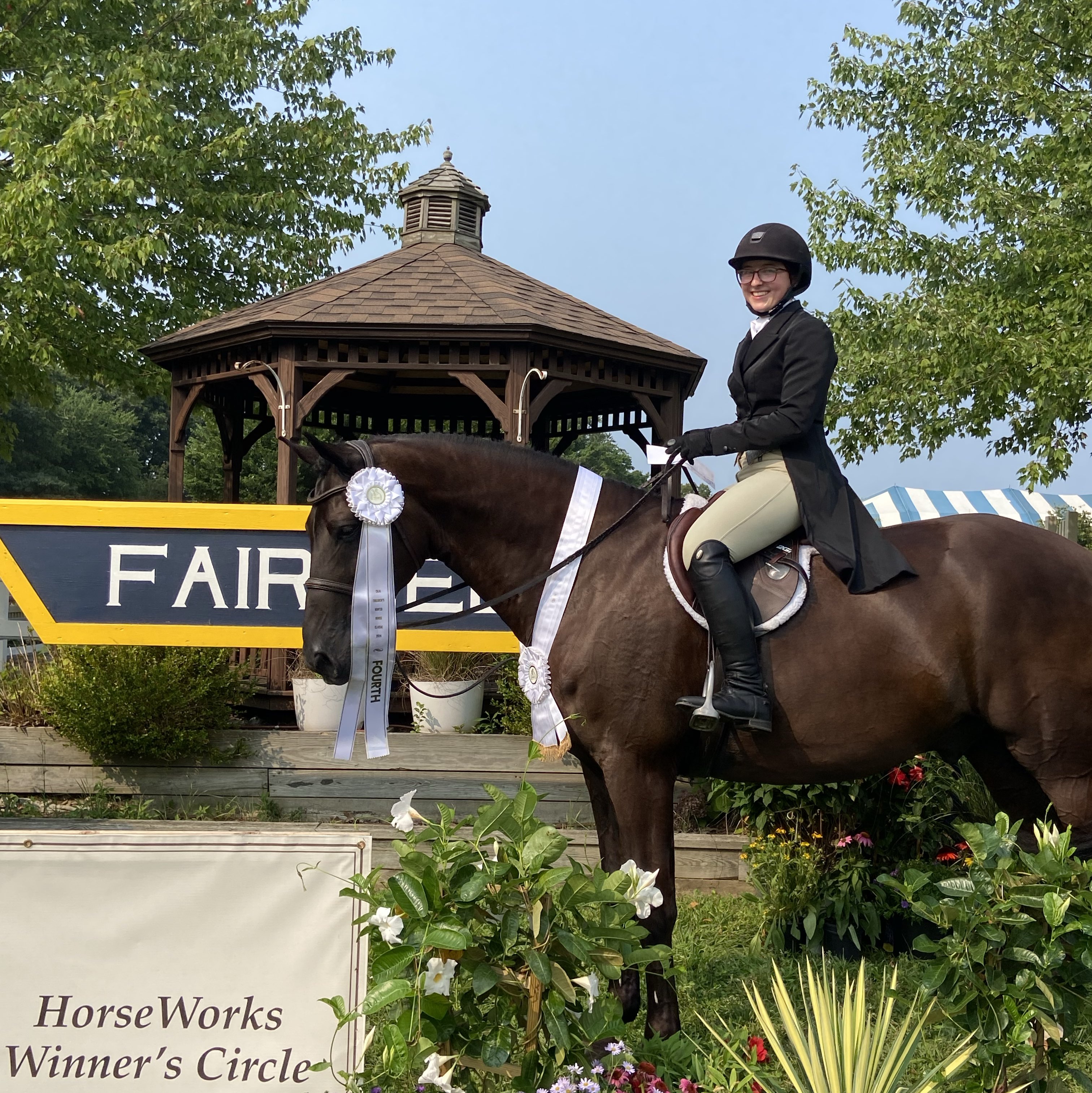 Lindsey Savoie athlete profile head shot