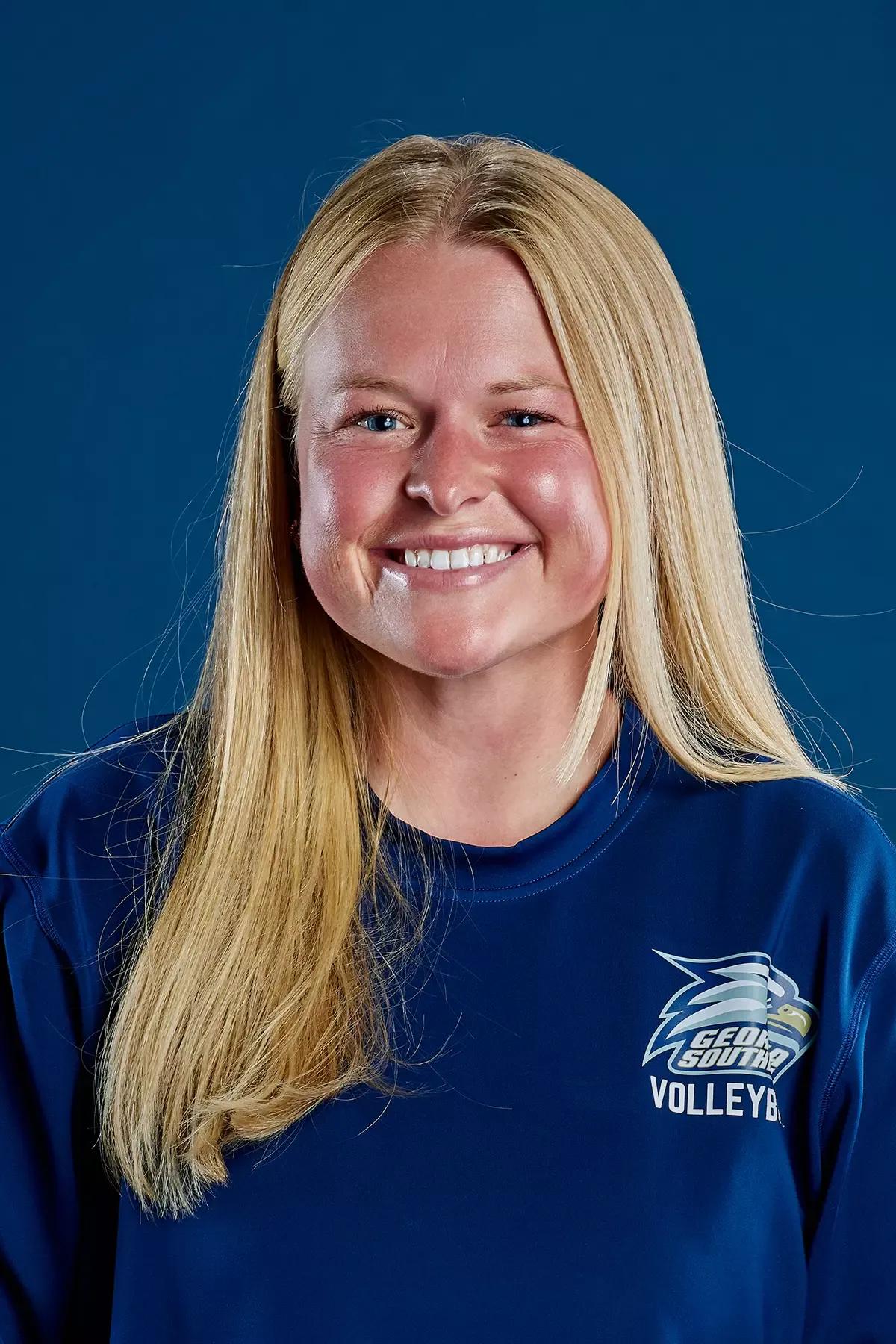 Lexi Uhrhan athlete profile head shot