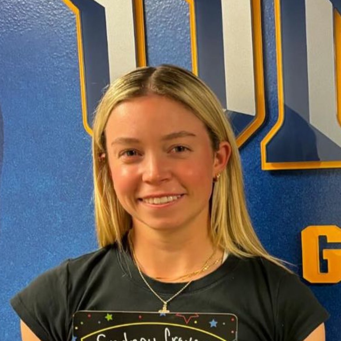Sydney Craven athlete profile head shot