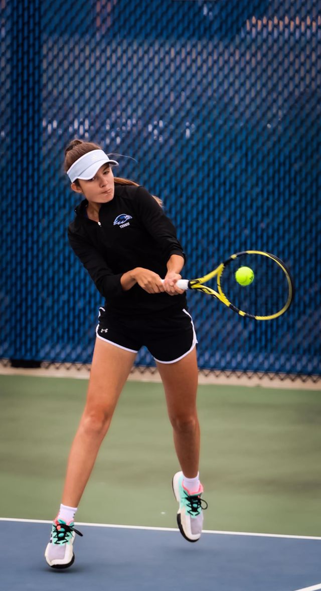 Athlete profile featured image number 3 of 5