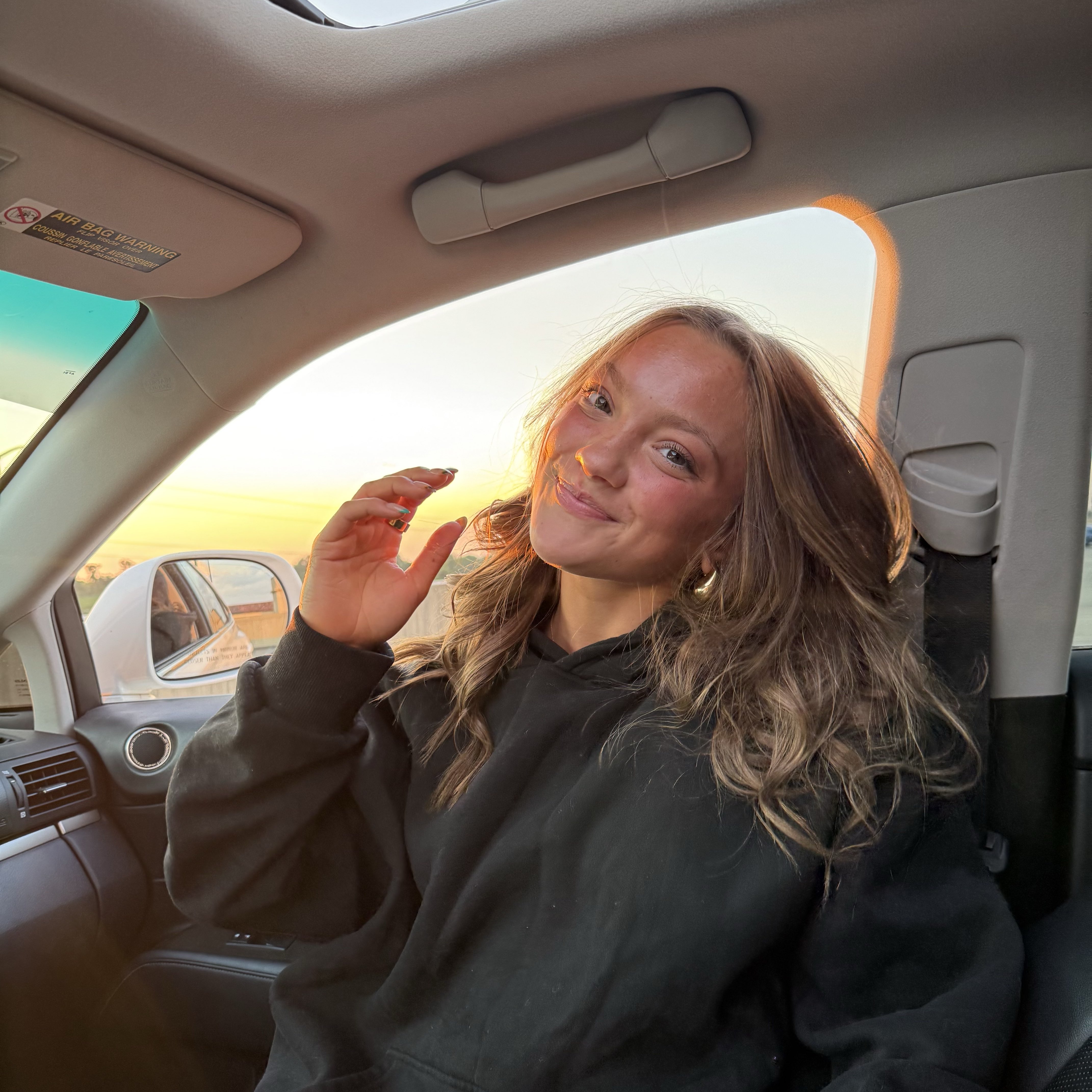 Elle Mueller athlete profile head shot